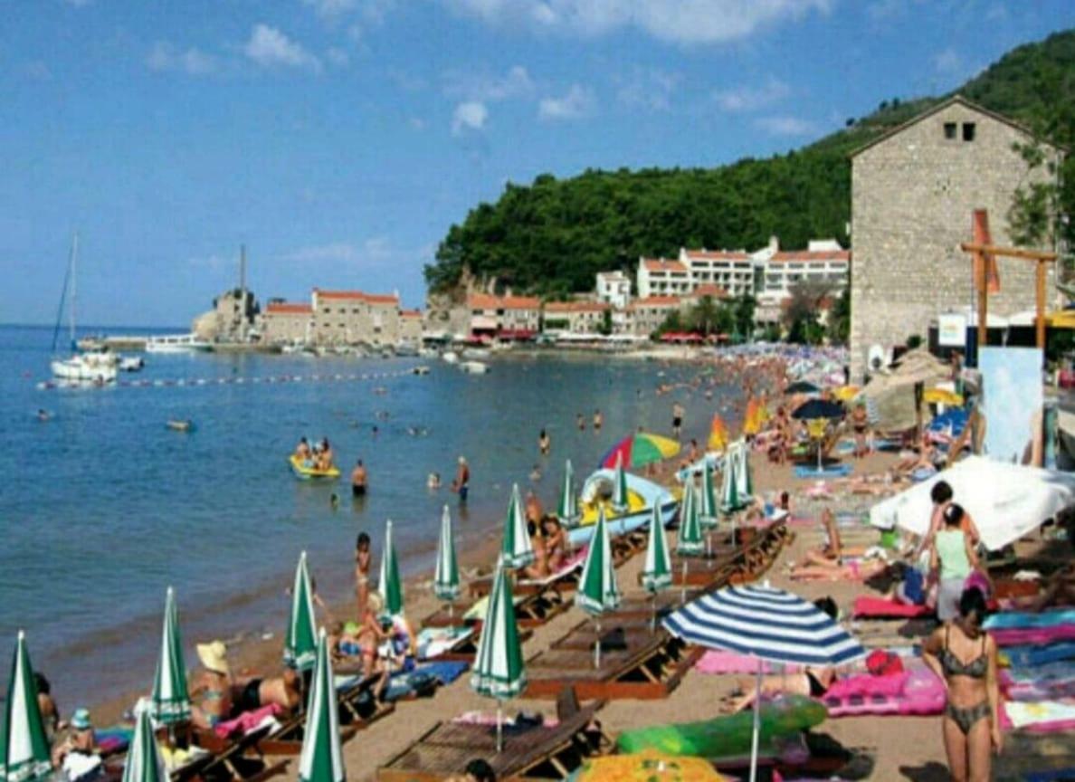 Villa Julia Petrovac Eksteriør billede